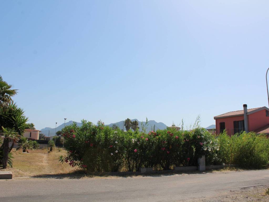 Terreno a Capoterra in Via delle Beccacce - Foto 3