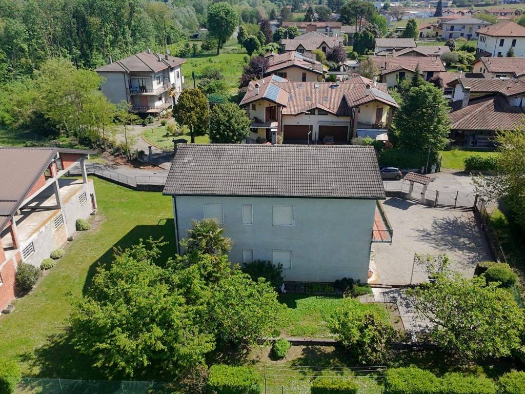 Villa a Inarzo in Via cavallotti - Foto 4