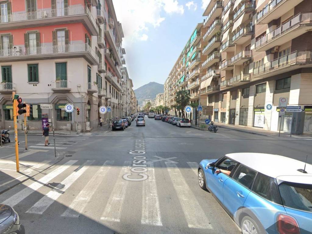Appartamento a Salerno in Corso Giuseppe Garibaldi - Foto 2