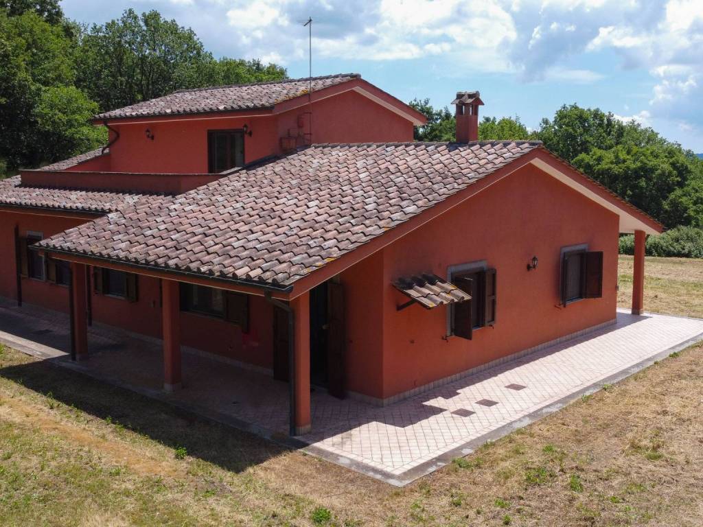 Villa a Capranica in Località Pescatore - Foto 5