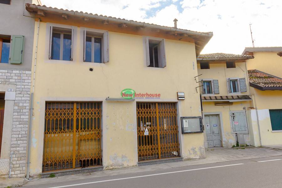 Rustico / casale a Aviano in Via Montello, 39 - Foto 2