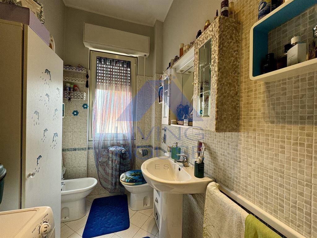 Appartamento a Monza in Via Enrico Tazzoli, 7 - Foto 5