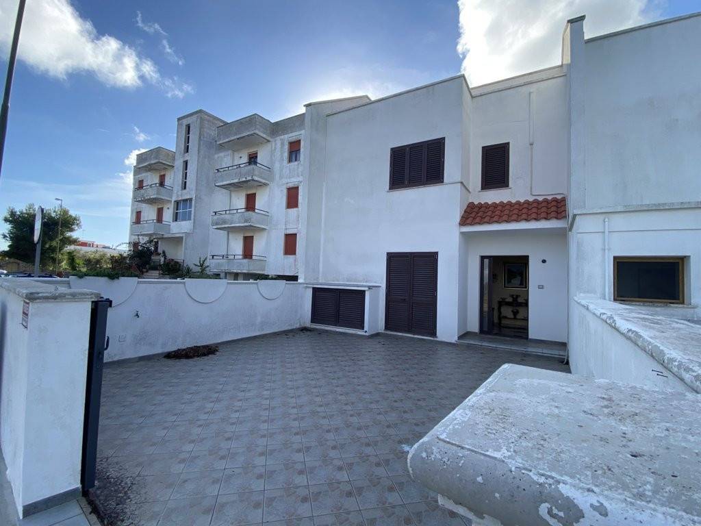 Casa indipendente a Gagliano del capo in Via Arturo Toscanini, 30 - Foto 5