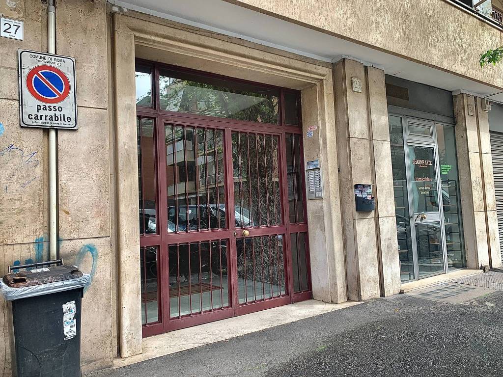 Appartamento a Roma in Via Silvestro Gherardi, 29 - Foto 2