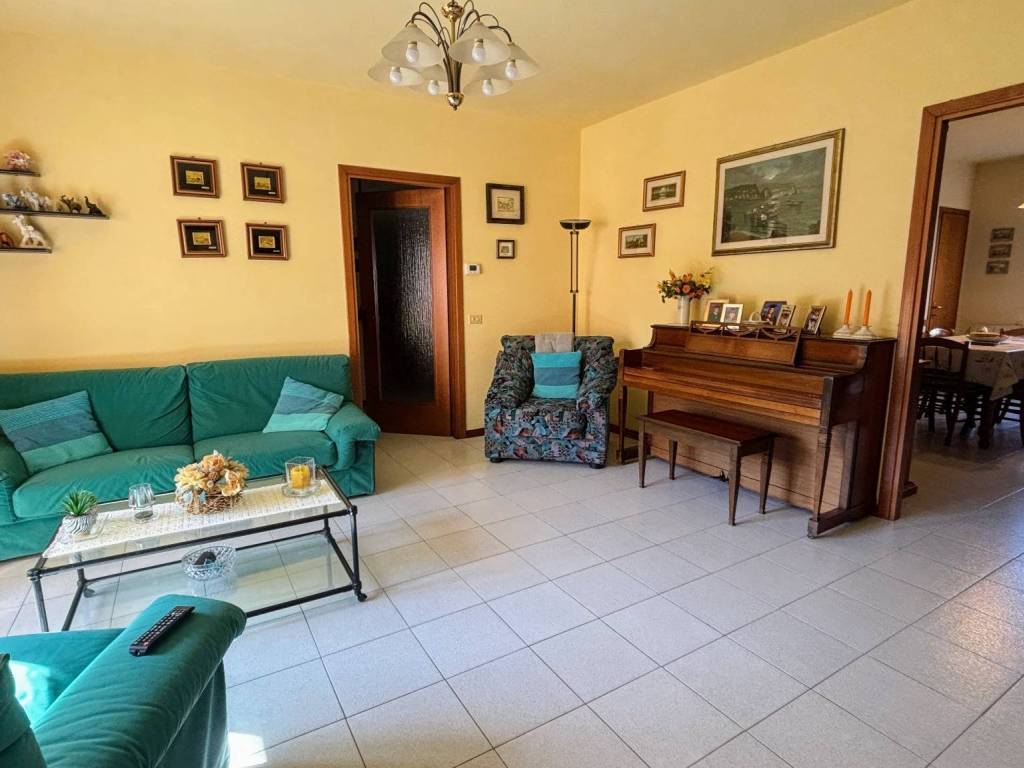 Appartamento a Cascina - Foto 4