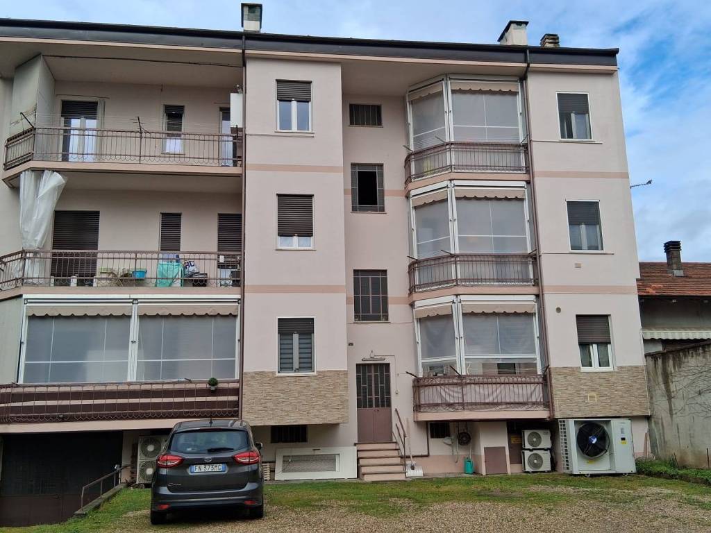 Appartamento a Orbassano in Via Massimo d'Azeglio, 7 - Foto 1
