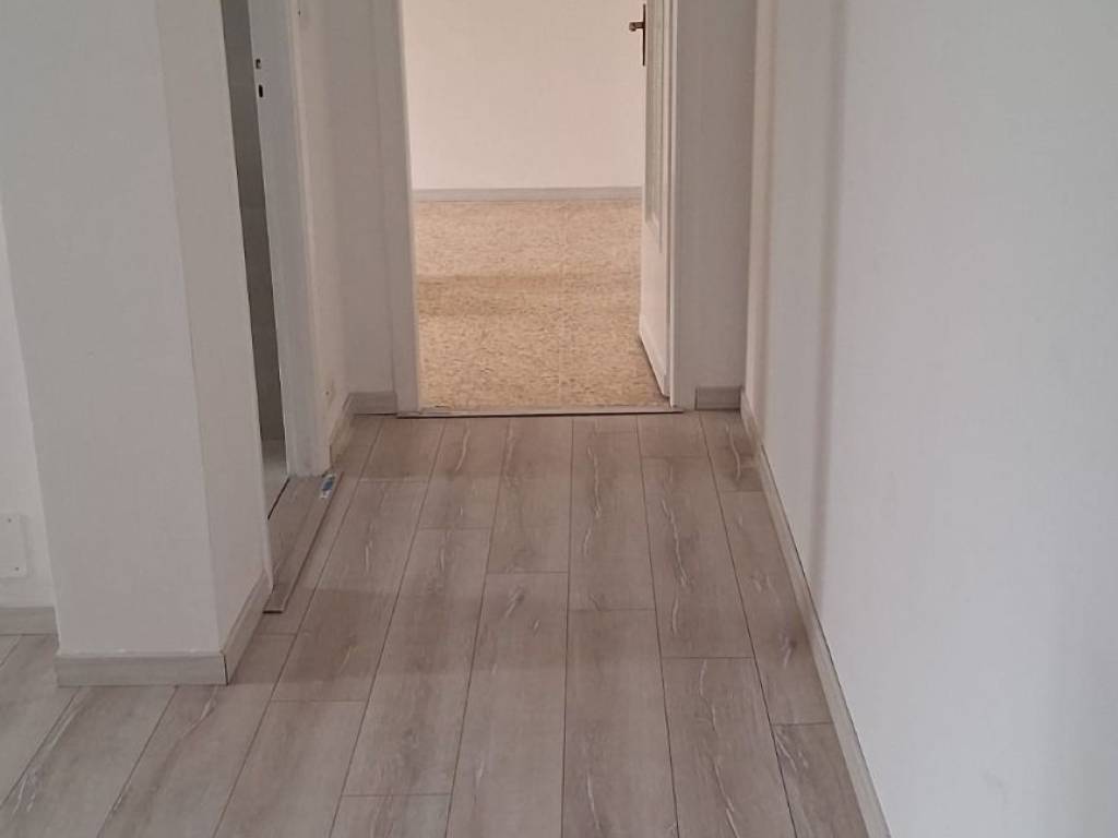 Appartamento a Orbassano in Via Massimo d'Azeglio, 7 - Foto 2