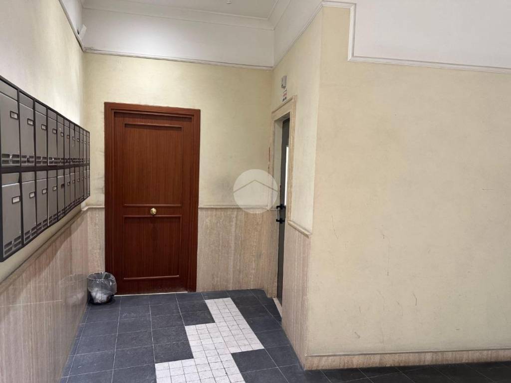 Appartamento a Roma in Via Tuscolana, 806 - Foto 3