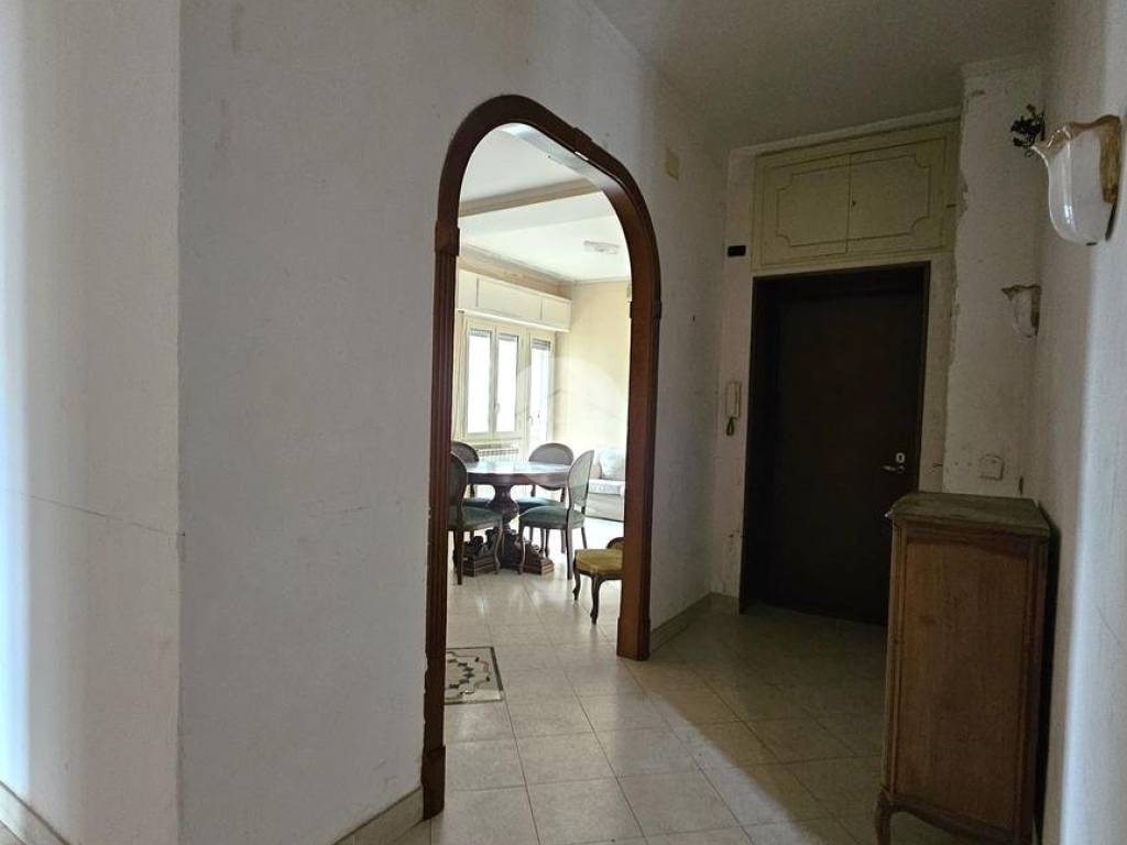 Appartamento a Roma in Via Tuscolana, 806 - Foto 4
