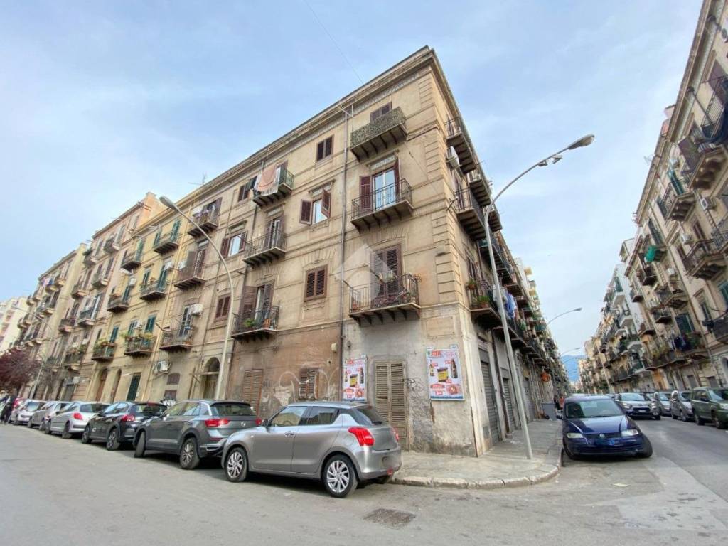 Appartamento a Palermo in Via Zoppo di Gangi, 22 - Foto 2