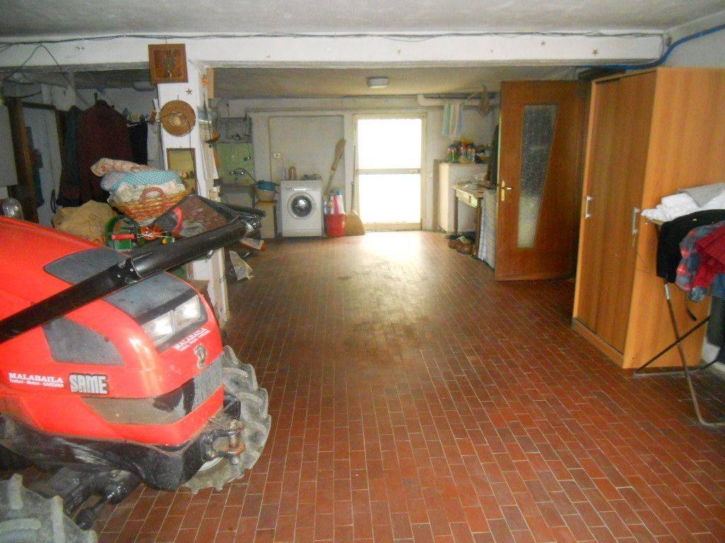 Villa a Castelnuovo magra in Via Olmarello, 48 - Foto 3