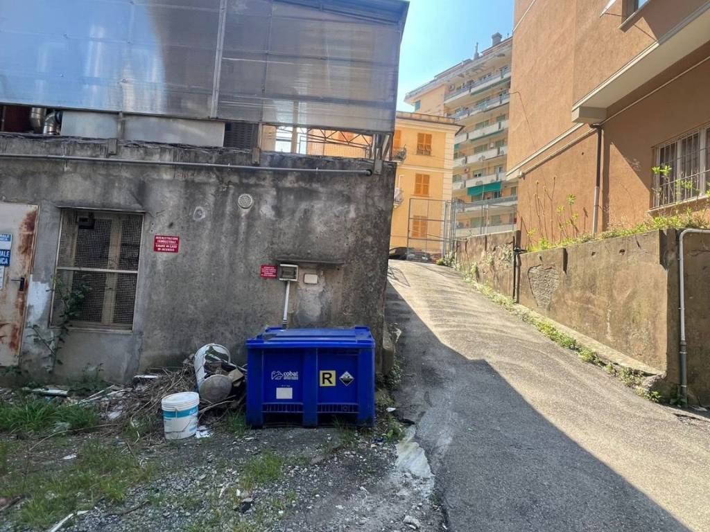 Box / garage a Genova in Via Salvo D'Acquisto - Foto 1