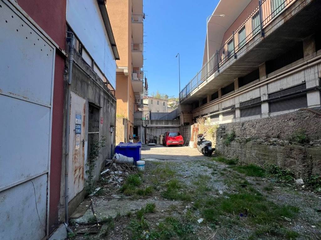 Box / garage a Genova in Via Salvo D'Acquisto - Foto 3