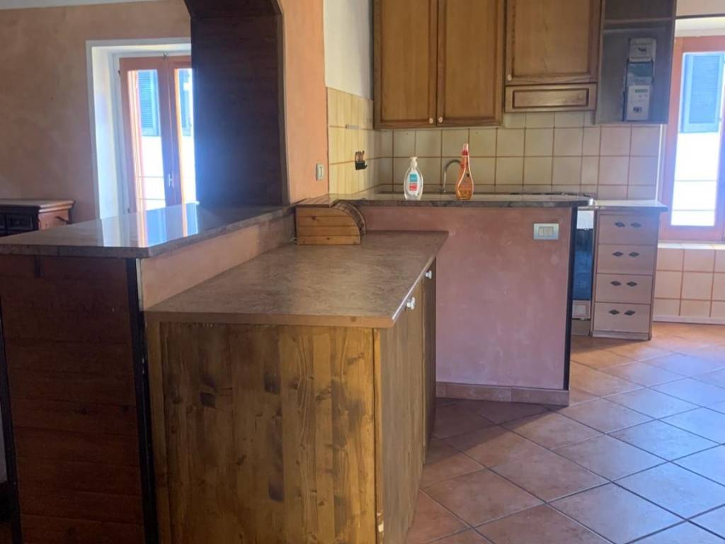 Casa indipendente a Santhià in Via Edmondo De Amicis, 18 - Foto 4