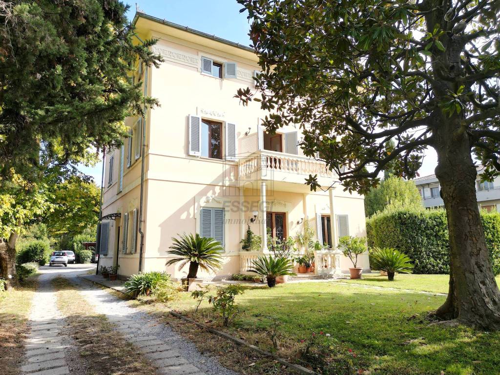 Villa a Porcari in Via Roma - Foto 2