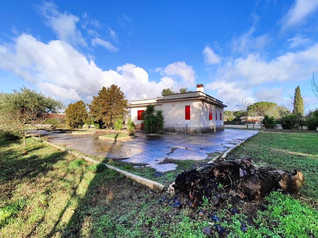 Villa a Martina franca in Strada Pizzo del Vento Zona G - Foto 5