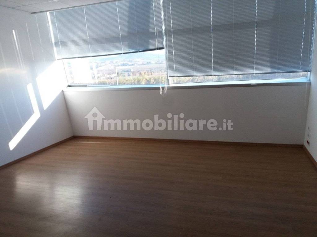 Immobile a Osimo in Via dell'Industria, 1 - Foto 3