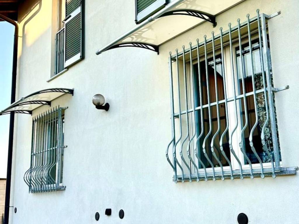 Villa a Mortara in Via Maria Montessori - Foto 3