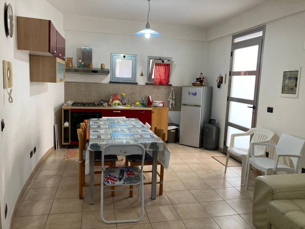Casa indipendente a Pachino in Via IV Novembre angolo via Garrano - Foto 2