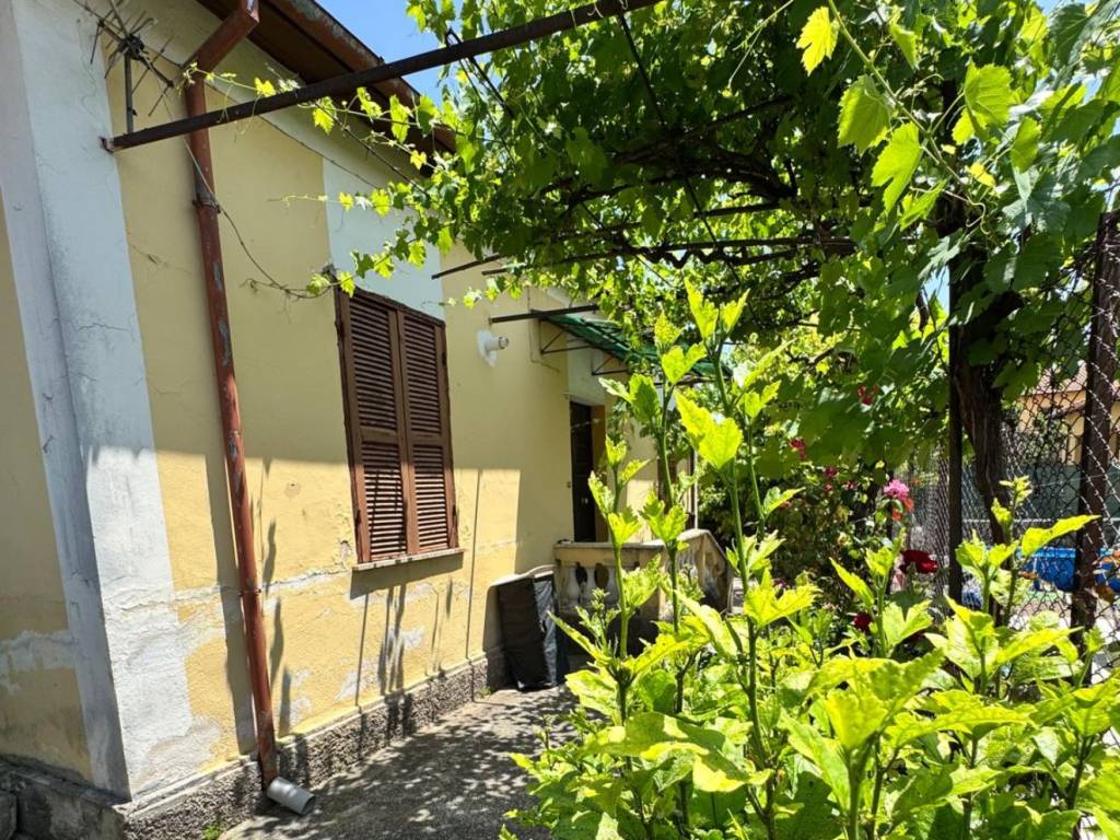 Casa indipendente a Avezzano in Via Jugoslavia - Foto 4