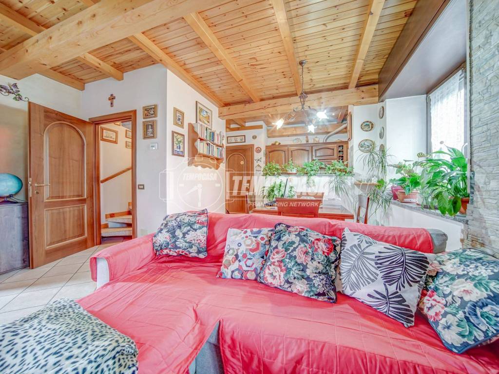 Appartamento a Cardano al campo in Via Papa Giovanni XXIII 116/M - Foto 3