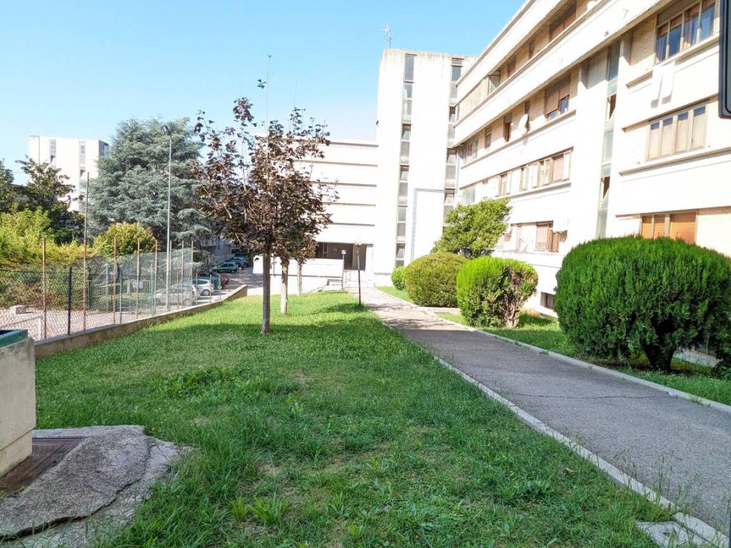 Appartamento a Chieti in Via Colle dell'Ara - Foto 2