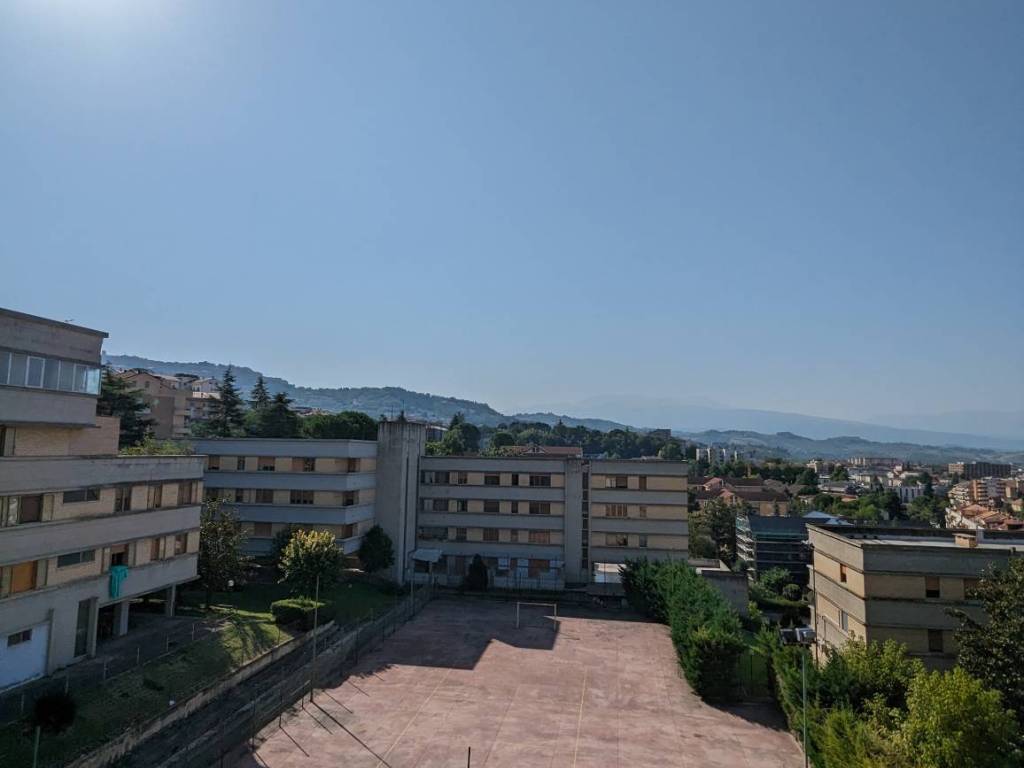 Appartamento a Chieti in Via Colle dell'Ara - Foto 4