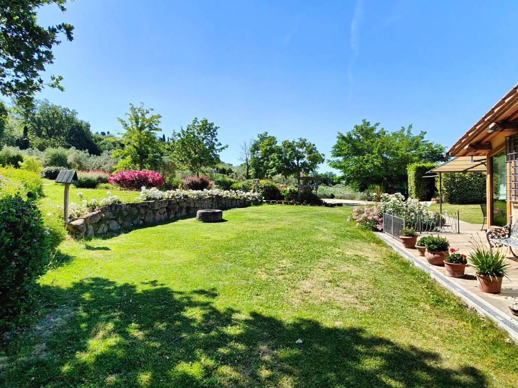 Villa a Assisi in Frazione Sterpeto - Foto 2