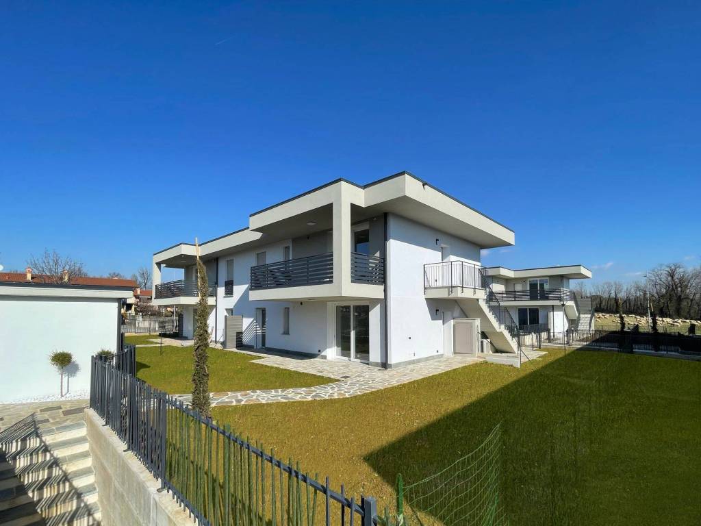 Appartamento a Capriate san gervasio in Via Cristoforo Colombo, 20 - Foto 1