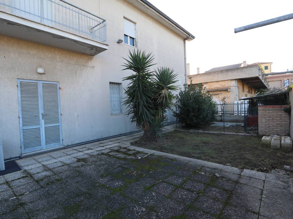 Villa a Martinsicuro in Via Aldo Moro - Foto 4
