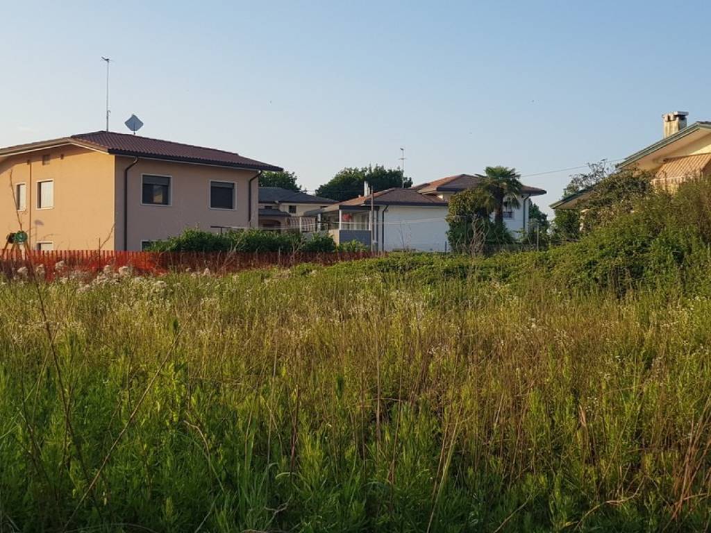Terreno a Castelfranco veneto in Via Danelli - Foto 2