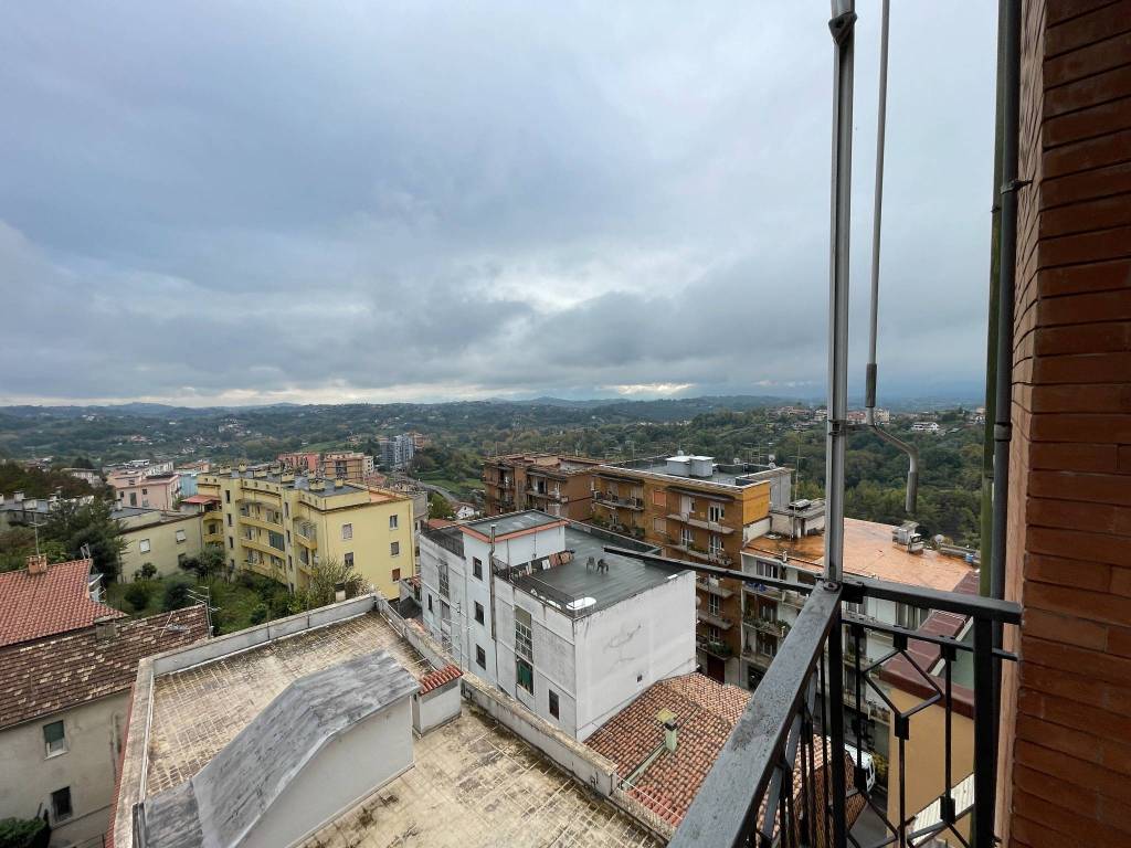 Appartamento a Frosinone in Via del Cipresso, 44 - Foto 2