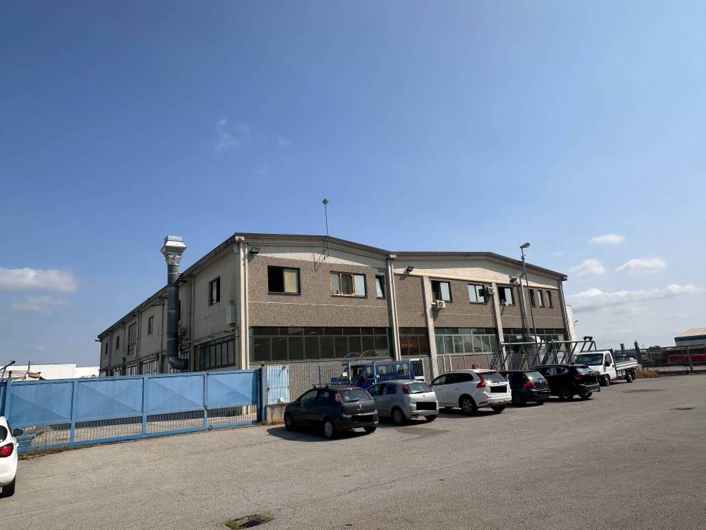 Immobile a Caramagna piemonte in Via Vittorio Veneto, 57 - Foto 3