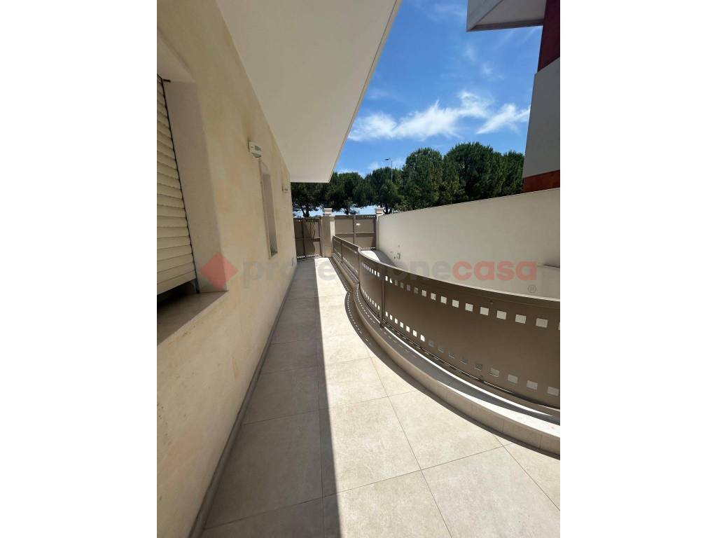 Appartamento a Grottaglie in Viale Gianni Rodari, 36 - Foto 4