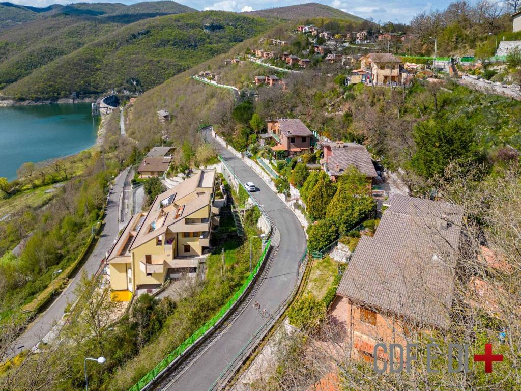 Villa a Ascrea - Foto 5