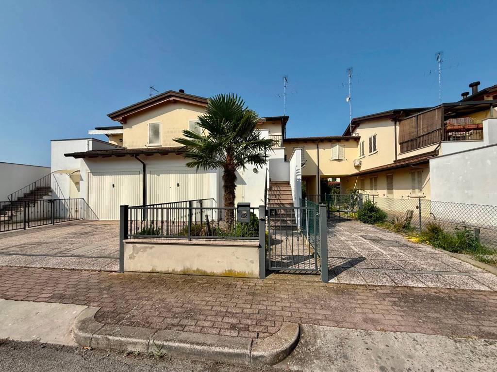 Appartamento a Alfonsine in Via Pietro Nenni, 42 - Foto 2