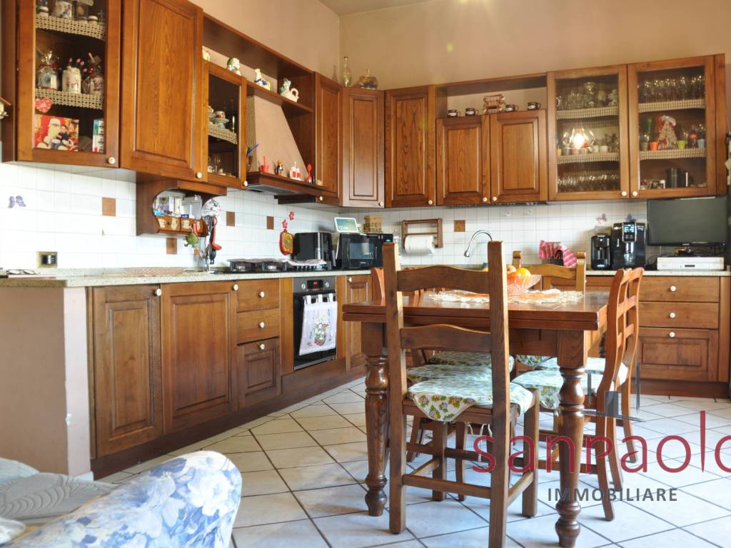 Appartamento a Pistoia in Via Faustino Vannucci - Foto 3