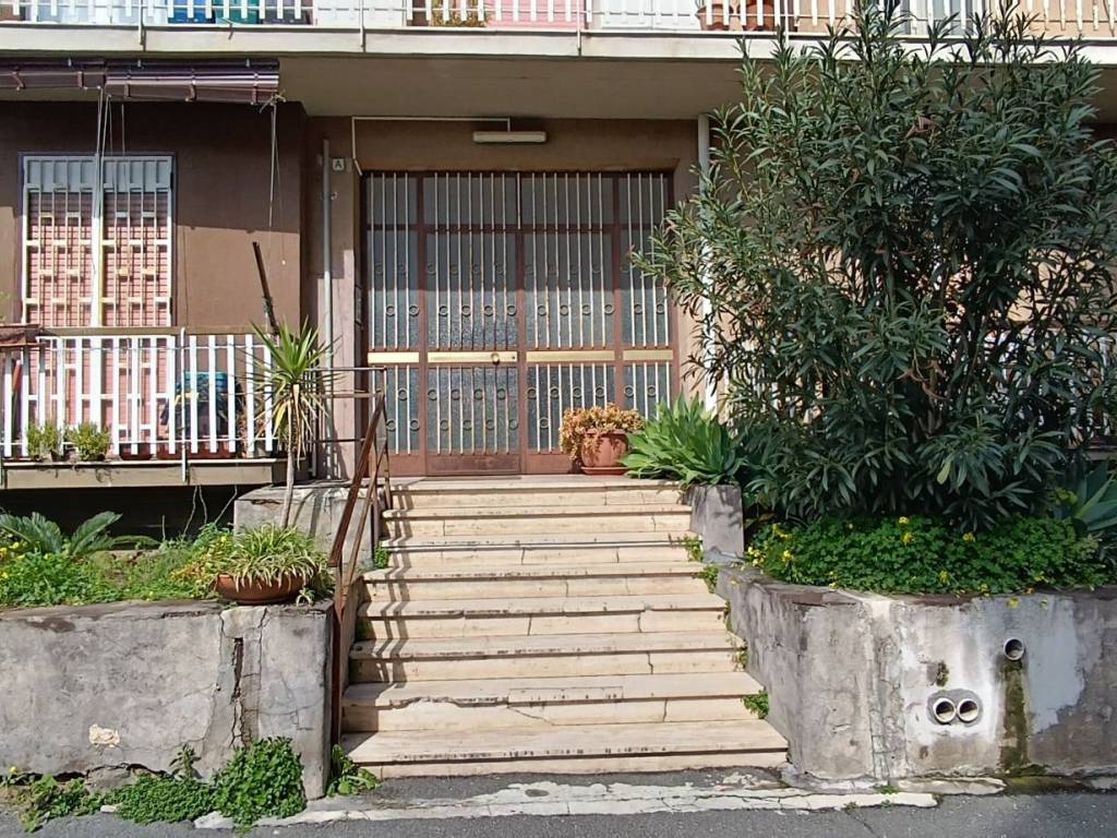 Appartamento a Catania in Via 31 Maggio, 65 - Foto 1