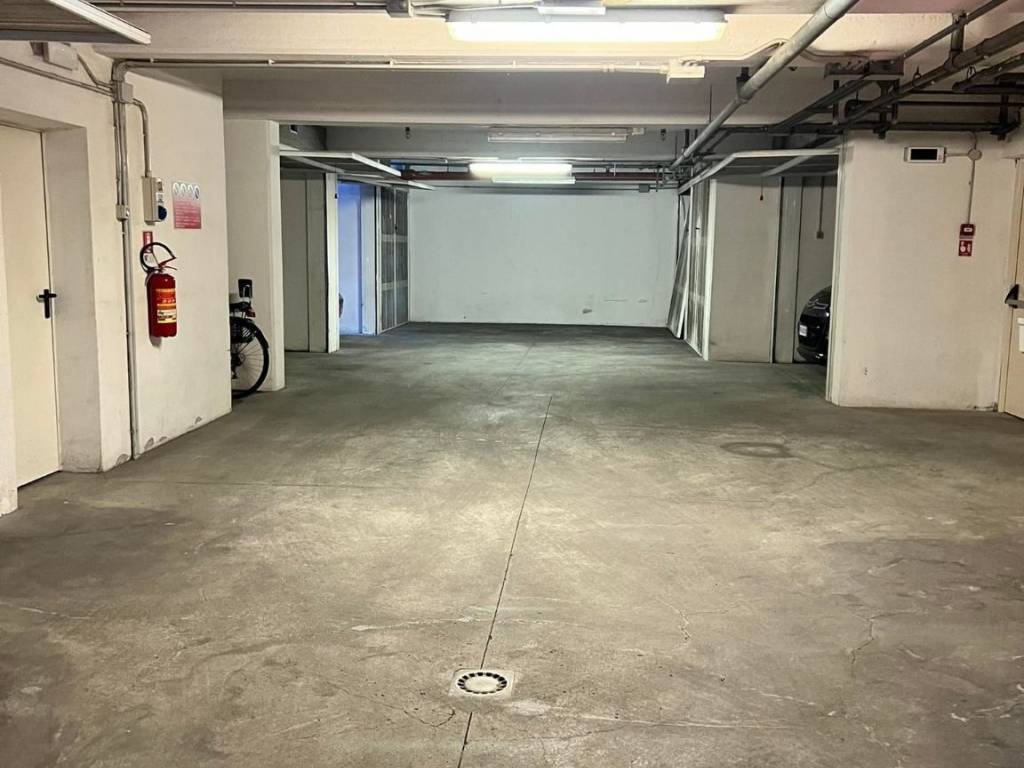 Box / garage a Bologna in Vicolo Bianchetti - Foto 2