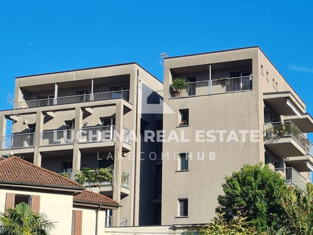 Appartamento a Como in Via Federico Piadeni, 5 - Foto 2