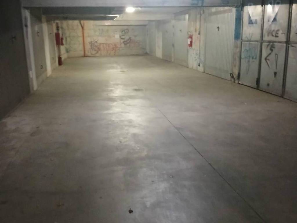 Box / garage a Cremona in Via Dante Ruffini - Foto 2