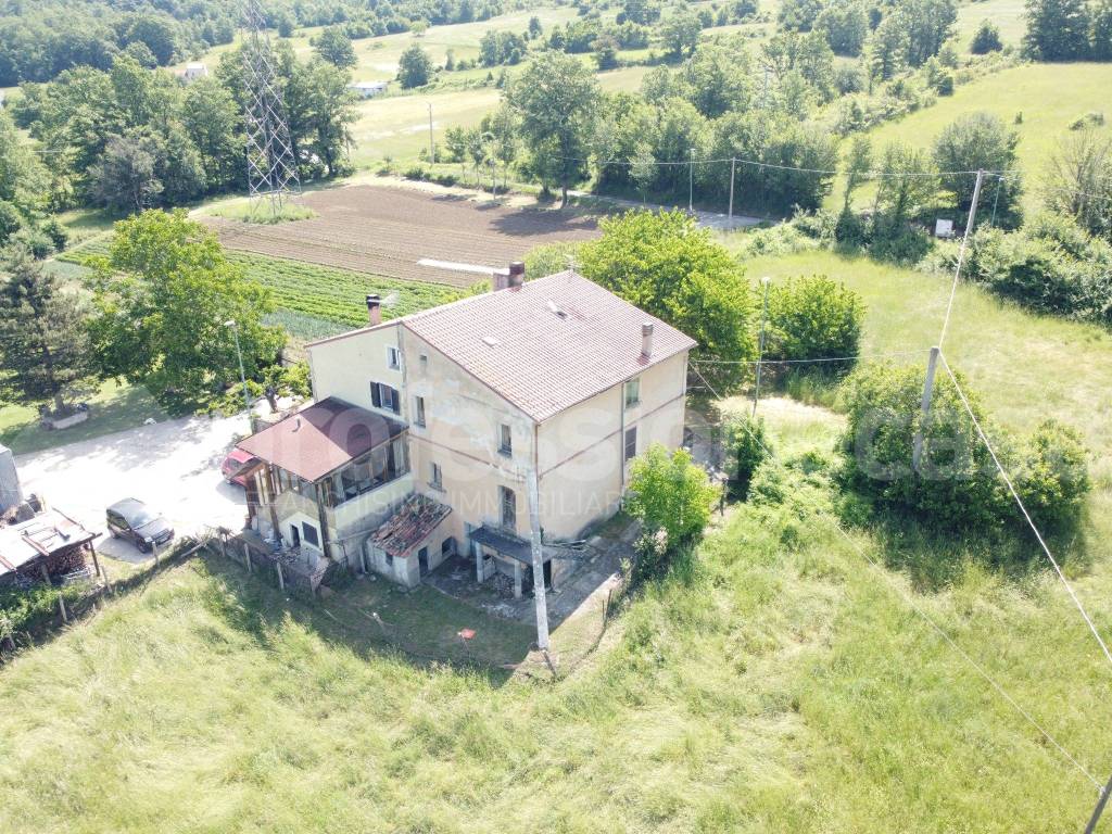 Rustico / casale a Sant'angelo del pesco in Strada Provinciale Sant'Angelo del Pesco - Foto 5