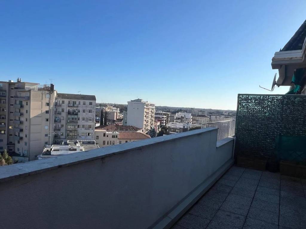 Appartamento a Monfalcone in Via Xxv Aprile - Foto 4