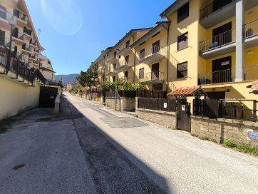Appartamento a Lucoli in Via delle Betulle - Foto 2