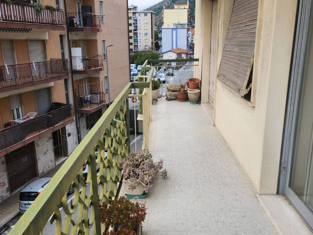 Appartamento a Vallecrosia - Foto 2