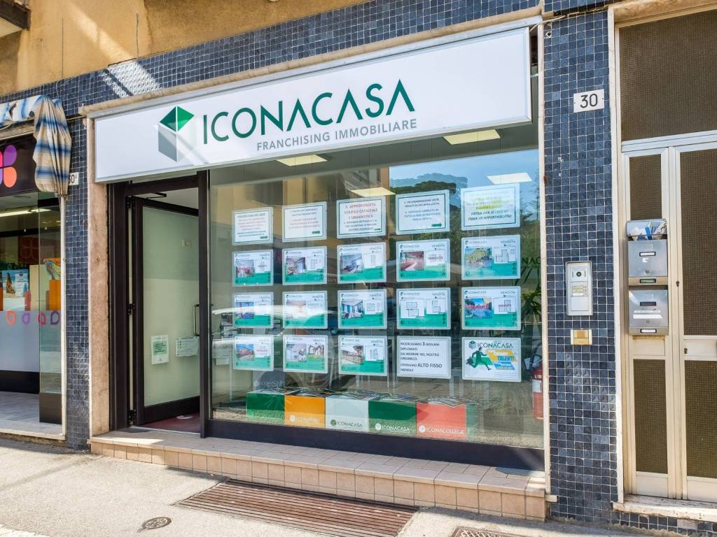 Box / garage a Verona in Via Zancle - Foto 4