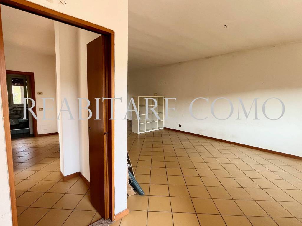 Villa a Lipomo in Via Montorfano, 526 - Foto 2