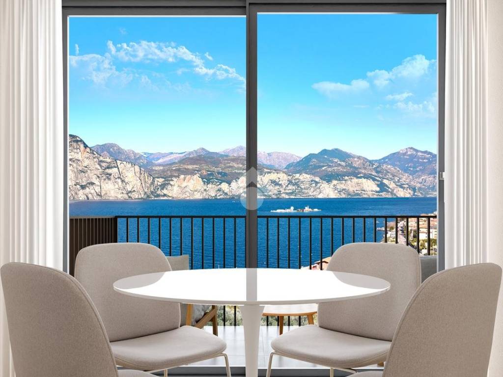 Appartamento a Brenzone sul garda in VIA BELVEDERE, 9 - Foto 2