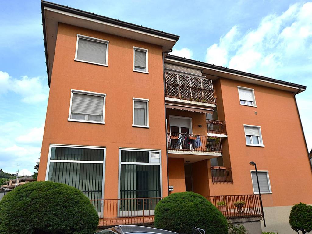 Appartamento a Merate in Via Alcide De Gasperi, 80 - Foto 2