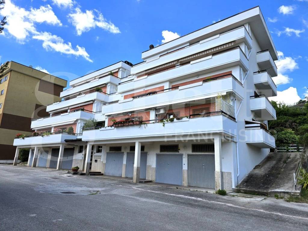 Appartamento a Isernia in Via Masaccio, 11 - Foto 3
